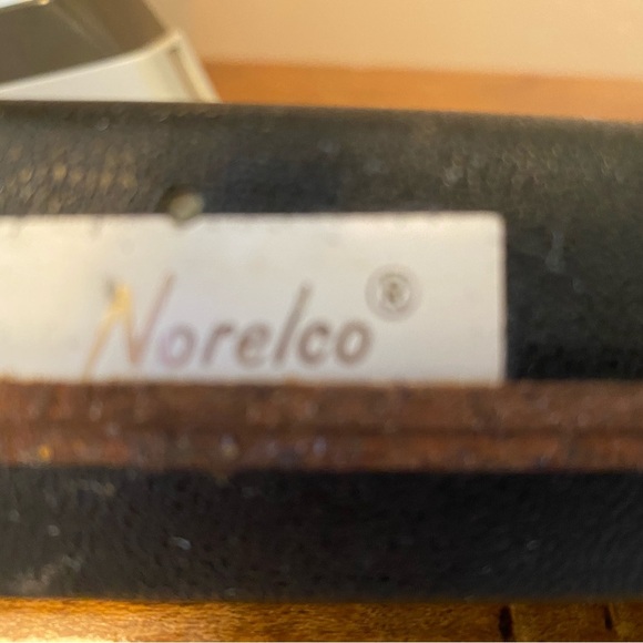 Vintage Norelco Speedshaver Electric Shaver W Floating Heads - Picture 8 of 8